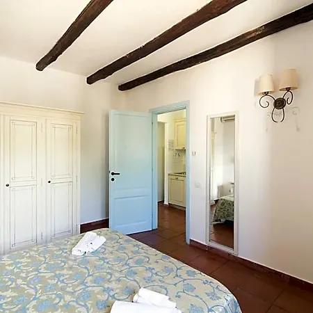 Hotel White 4*