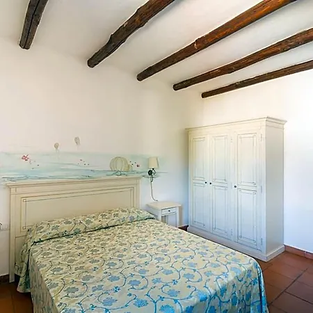 Hotel White